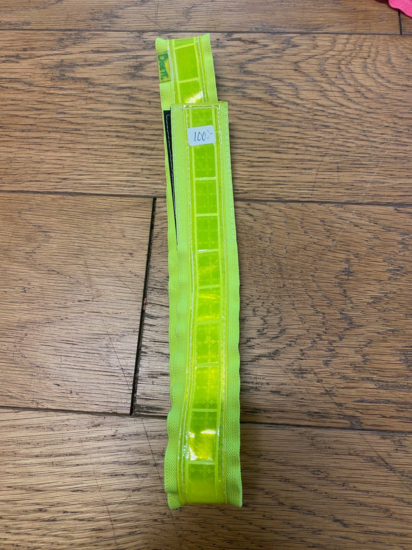 Boett Reflex velcro collar