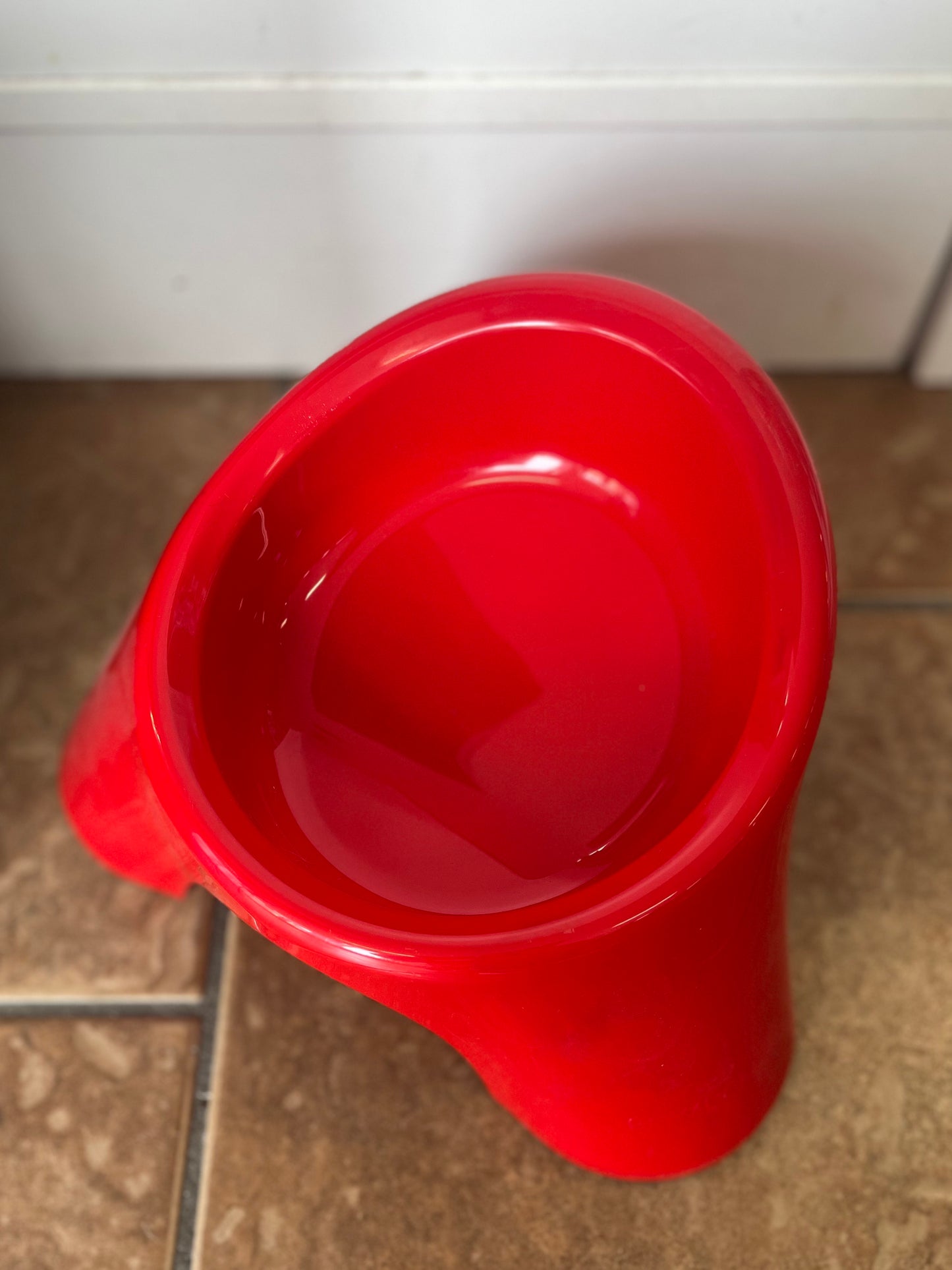 Röd hundmatskål plast royal canin